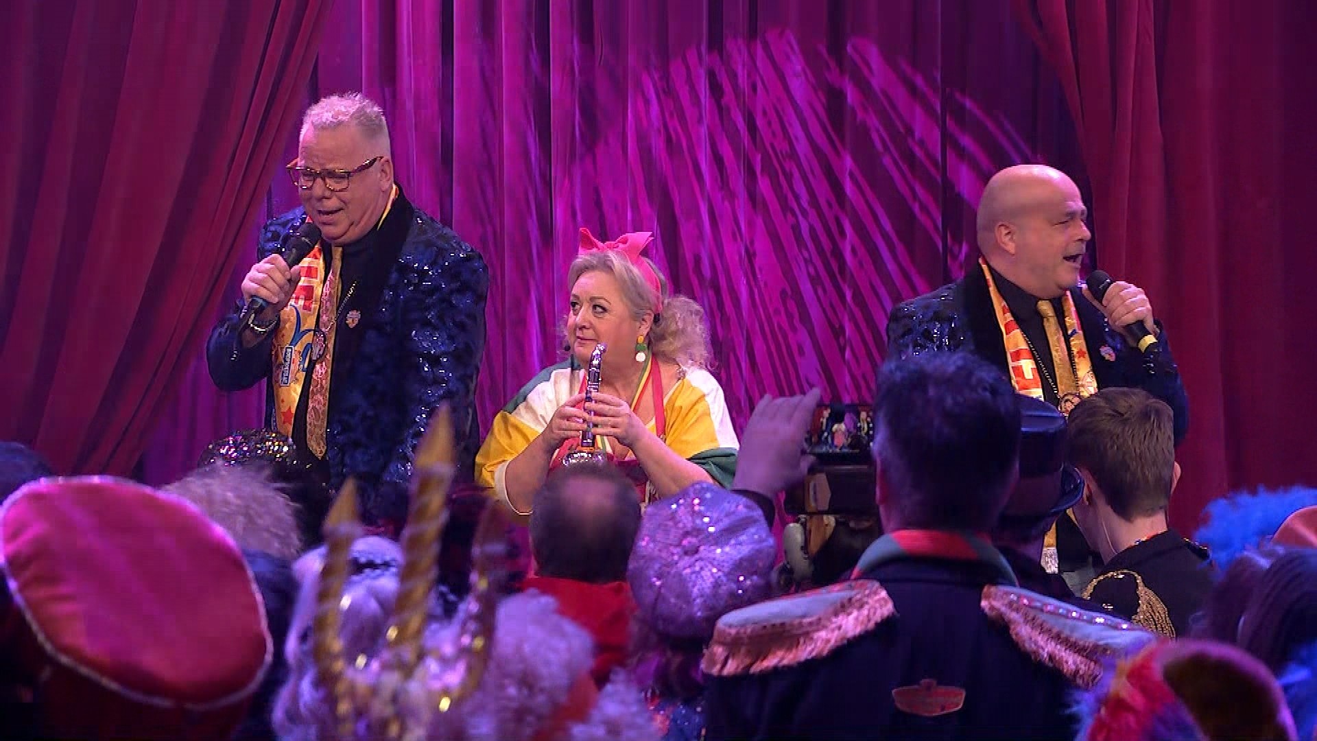 Fijnfisjenie Café LIVE - 3 maart deel 2