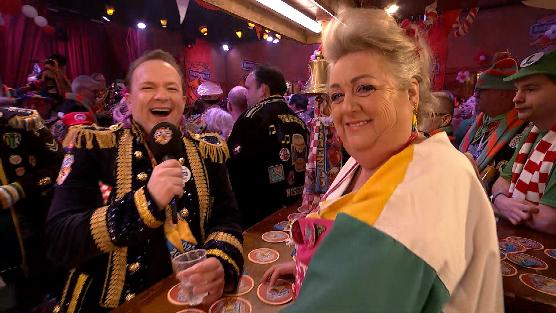 Fijnfisjenie Café LIVE - 4 maart deel 2